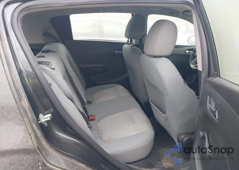 2014 Chevrolet Sonic Ls Auto z USA, uszkodzony, nr VIN 1G1JA6SH5E4125429